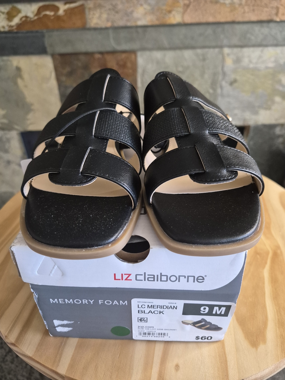 Liz Claiborne Black Strappy Memory Foam Sandals